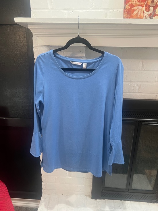 Isaac Mizrahi Tops - Isaac Mizrahi Light Blue Long-Sleeve Crewneck Top